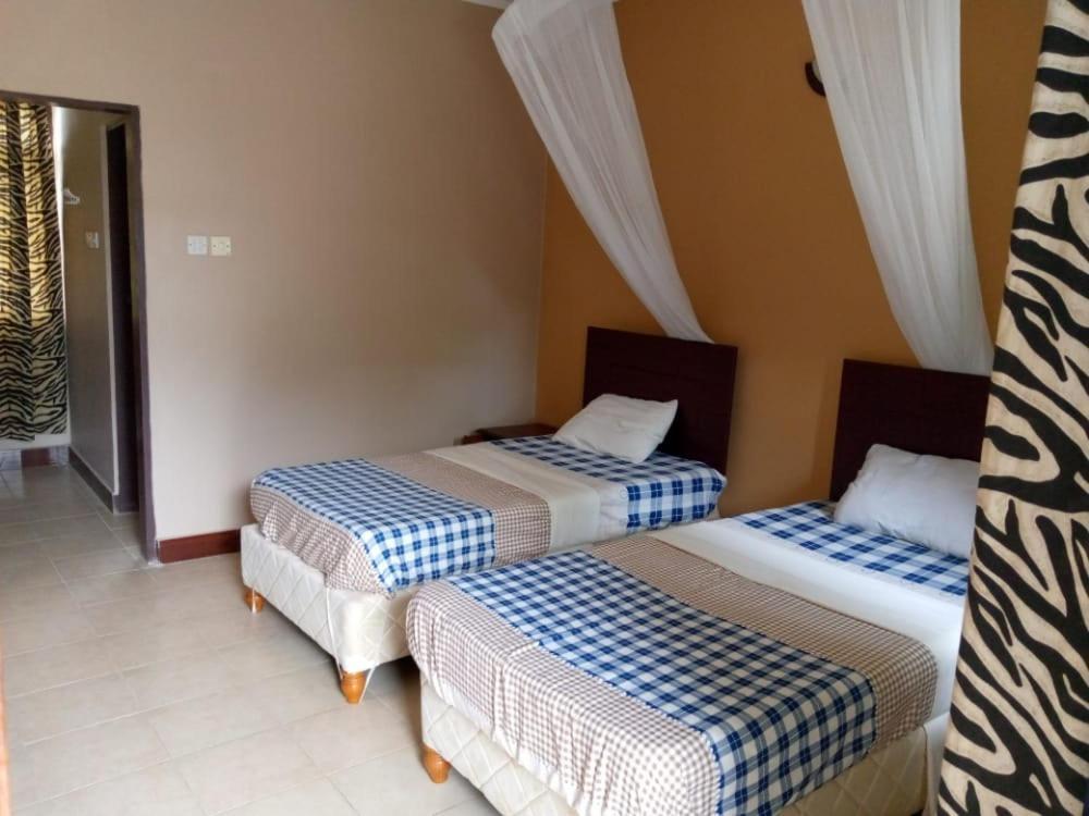 Funky Squids Beach Resort Bagamoyo Exterior foto